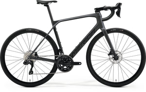 Merida Scultura Endurance 6000 Carbon Rennrad für Langstrecke