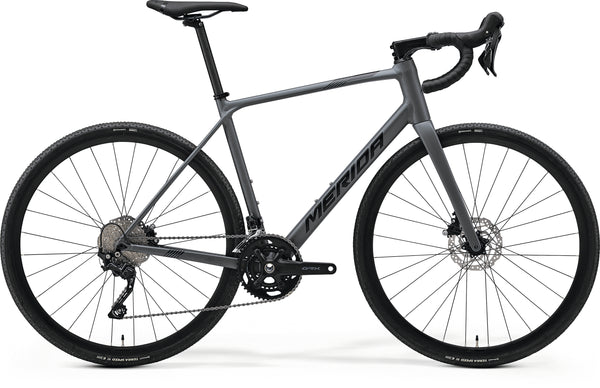 Merida Scultura Endurance GR 500 Gravelbike in glossy dark grey black