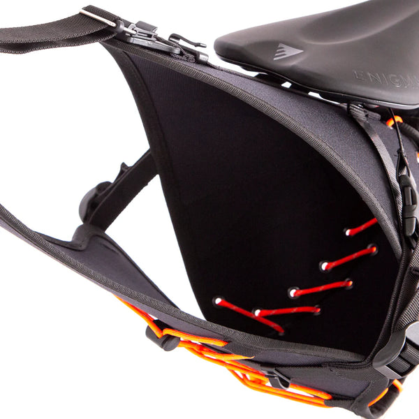 Restrap Saddle Bag 14l. orange edition