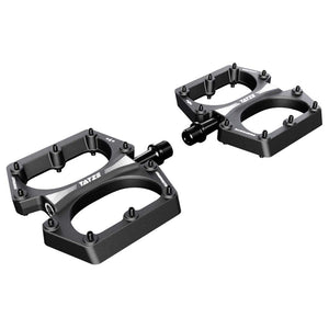 Tatze Contact Composite 2nd Generation Flat Pedal –